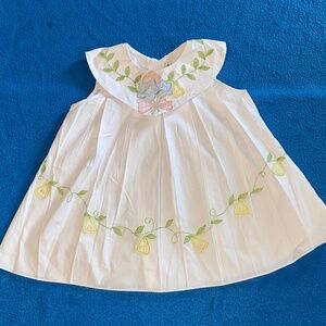 Jeannie size 4 beautiful bow appliqué white dress Easter
